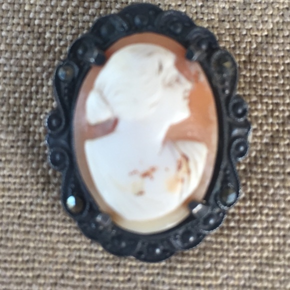 Antique Victorian Shoe Fur Clip Granny Chic - Picture 1 of 5
